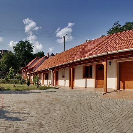 Nyitott Kapu Vendégház Felsőtárkány Extérieur photo